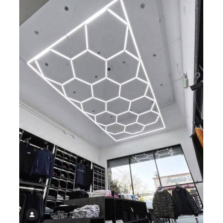 Lampe de plafond hexagone nid d’abeille Detailing garage 230V 2.4m x 4.8m Led blanc 550W 6500k