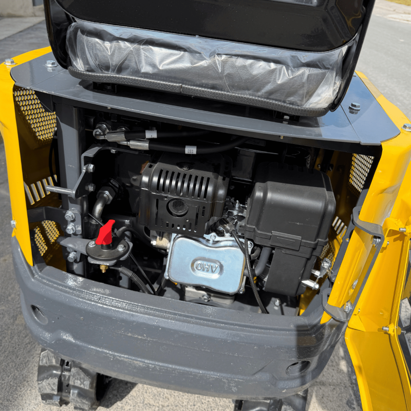 Mini-Pelle NORTECK SX6 - 660 kilos 2 Godets + râteau + dent ripper + attache rapide