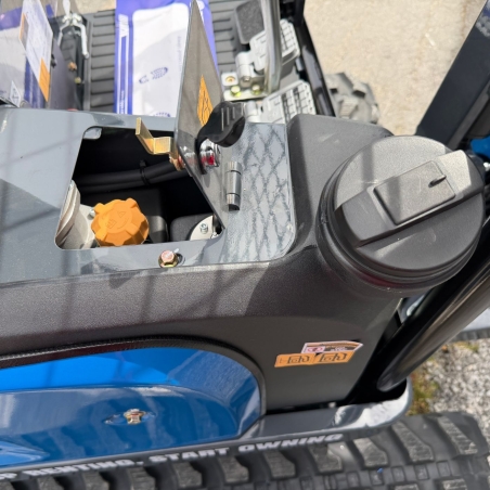 MINI PELLE 1T8 RIPPA R18 MOTEUR KUBOTA