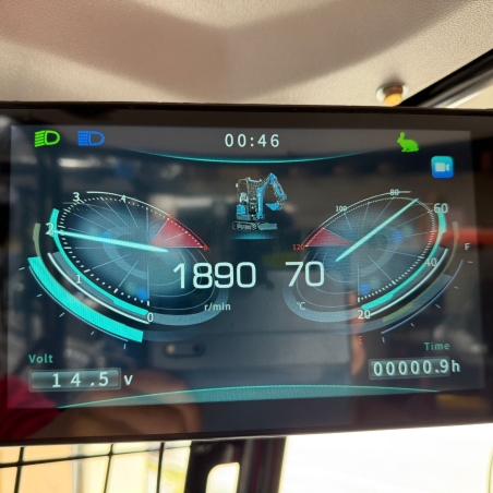 MINI PELLE 1T8 RIPPA R18 MOTEUR KUBOTA
