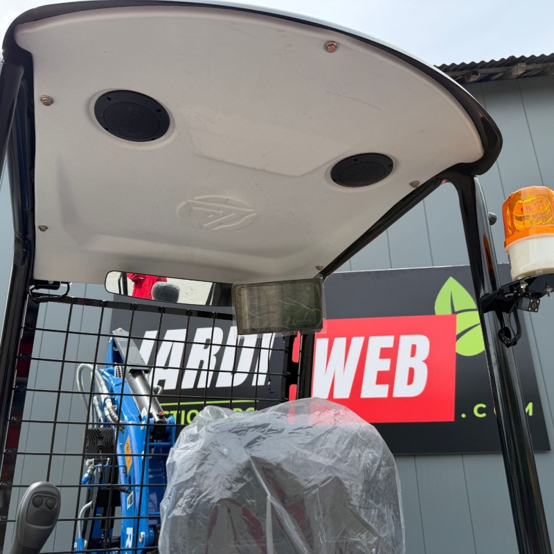 MINI PELLE 1T8 RIPPA R18 PRO MOTEUR KUBOTA MINI PELLE 1T8 RIPPA R18 PRO MOTEUR KUBOTA