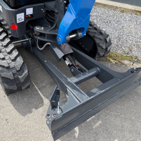 MINI PELLE 1T8 RIPPA R18 MOTEUR KUBOTA